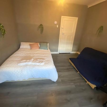 Lovely Private Room In Sandilands Dr Ab24 Aberdeen Exterior photo