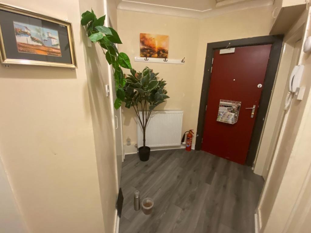 Lovely Private Room In Sandilands Dr Ab24 Aberdeen Exterior photo
