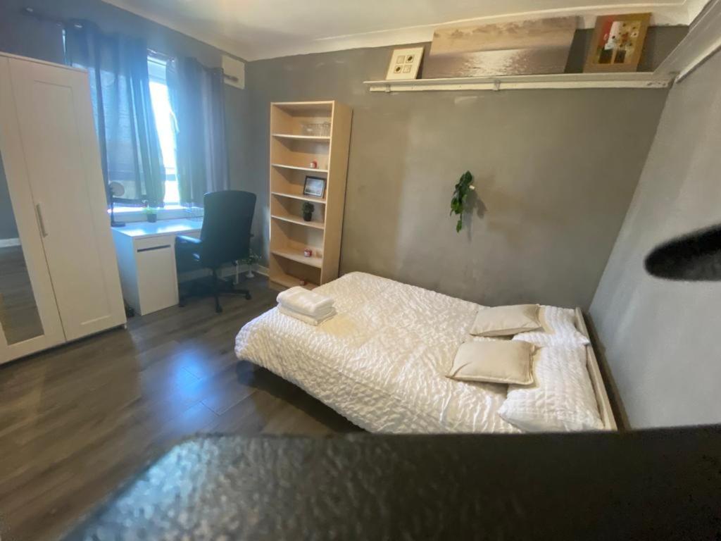 Lovely Private Room In Sandilands Dr Ab24 Aberdeen Exterior photo